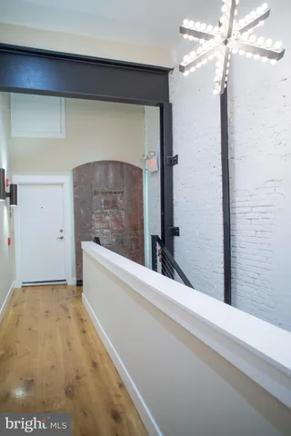 $2,320 | 705-7 South 5th Street, Unit 304, Philadelphia, PA 19147
