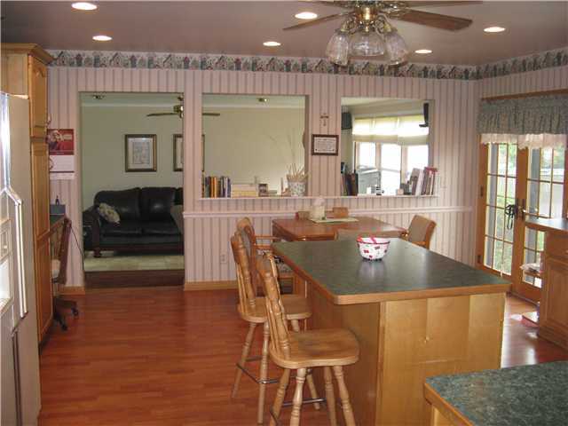 1150 Kenwick Road Columbus, OH 43209 - Photo 3 of 19