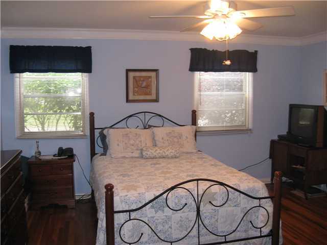 1150 Kenwick Road Columbus, OH 43209 - Photo 9 of 19