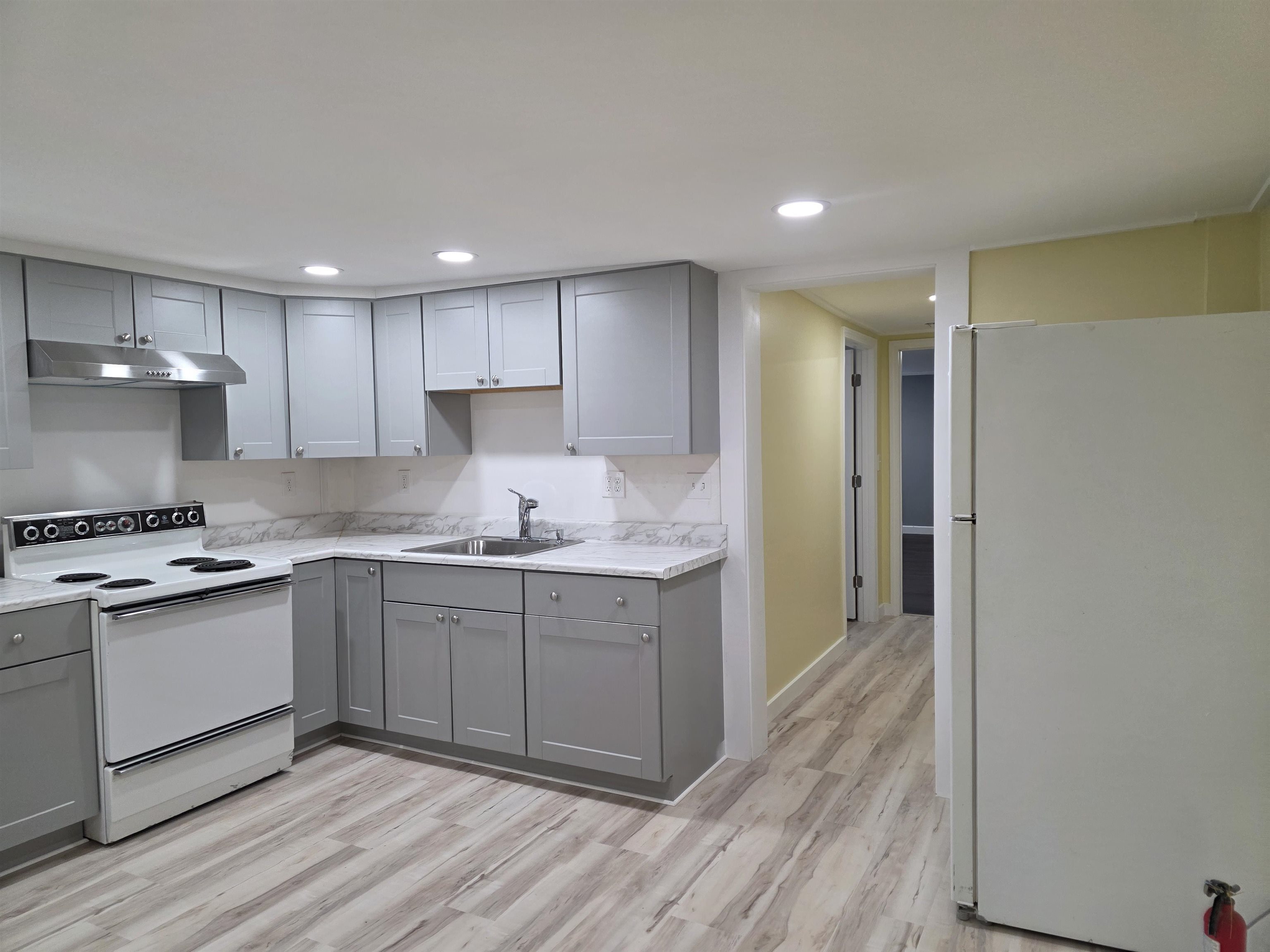 5 Central Square, Unit 3 Troy, NH 03465 - Photo 8 of 15