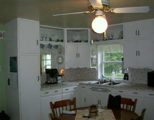 13561 Tyler Road Lakeville, IN 46536 - Photo 4 of 5