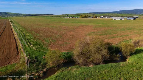 $785,000 | 122 County Road 122, Thayne, WY 83127