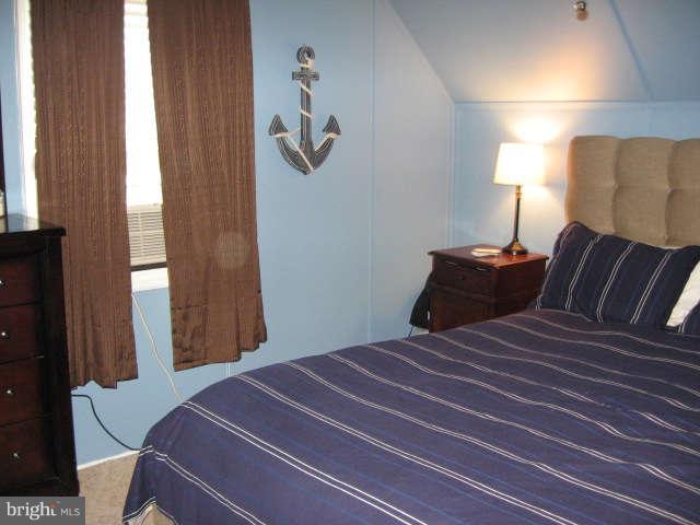 5562 Oakland Road Baltimore, MD 21227 - Photo 13 of 23 Bedroom Master