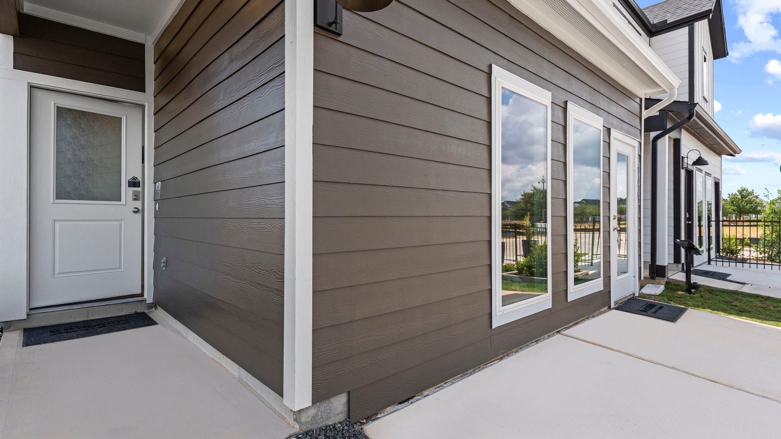 3531 Blue Mockingbird Street Katy, TX 77494 - Photo 2 of 41 a view of an entrance to house