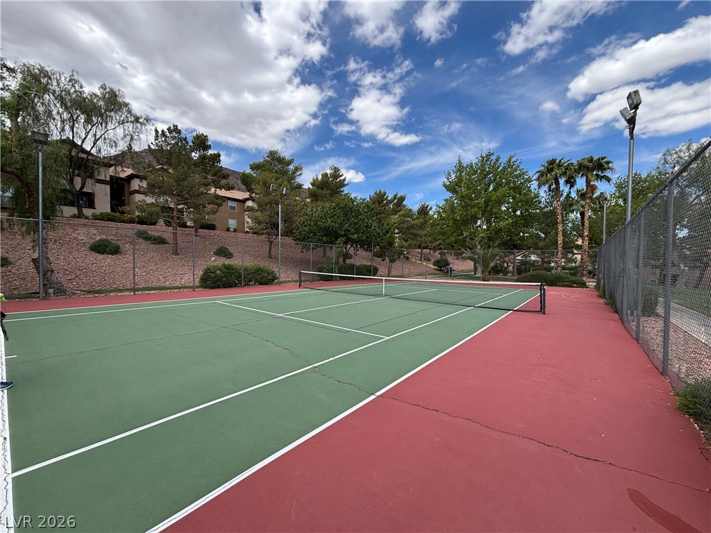 231 West Horizon Ridge Parkway, Unit 124 Henderson, NV 89012 - Photo 29 of 31