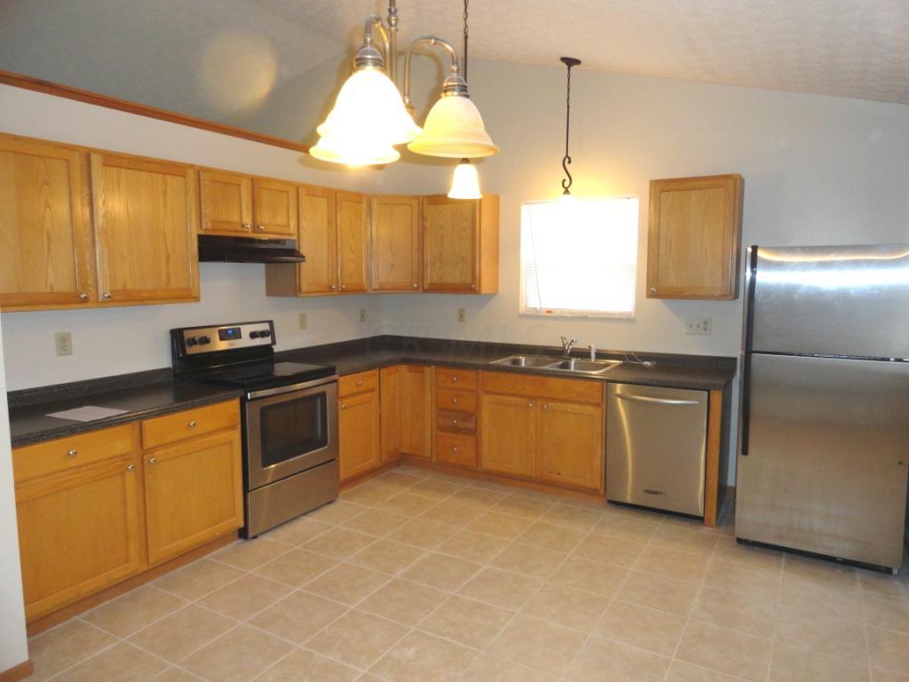3148 Retriever Road Columbus, OH 43232 - Photo 3 of 14