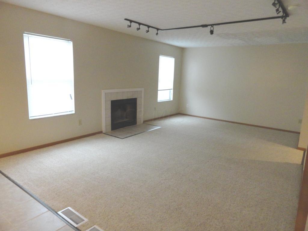 3148 Retriever Road Columbus, OH 43232 - Photo 4 of 14