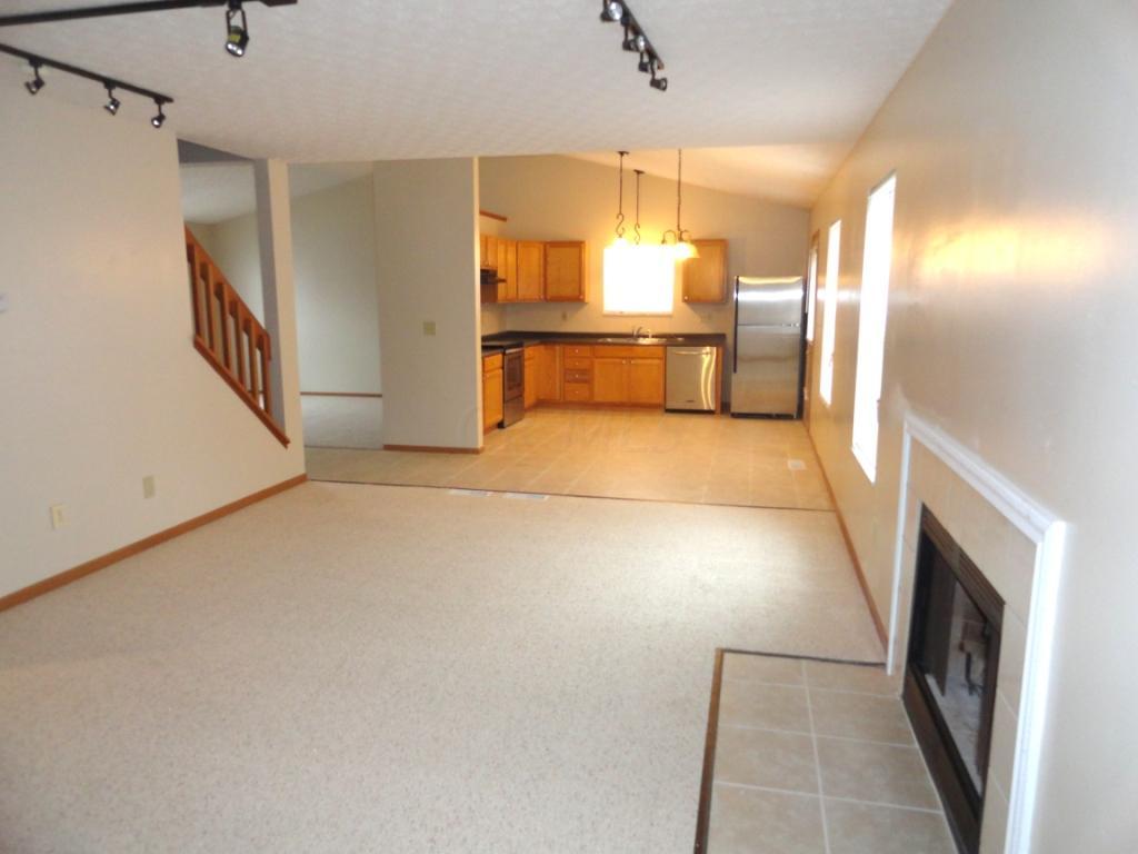 3148 Retriever Road Columbus, OH 43232 - Photo 6 of 14