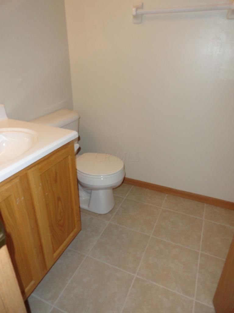 3148 Retriever Road Columbus, OH 43232 - Photo 7 of 14