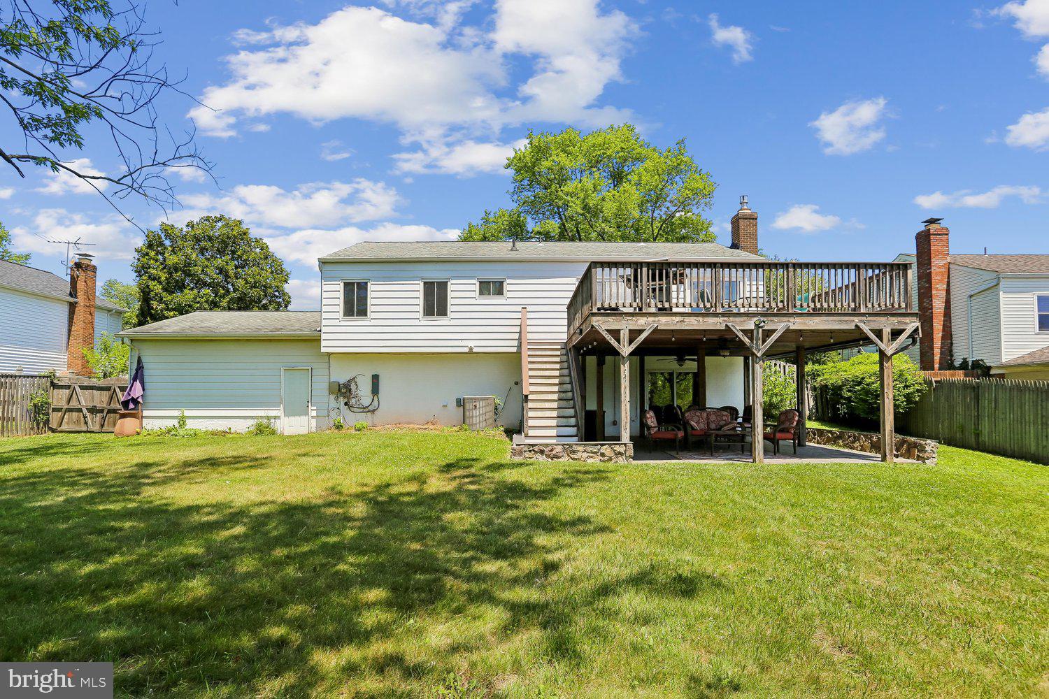 19932 Westerly Avenue Poolesville, MD 20837 - Photo 34 of 40 Back Elevation