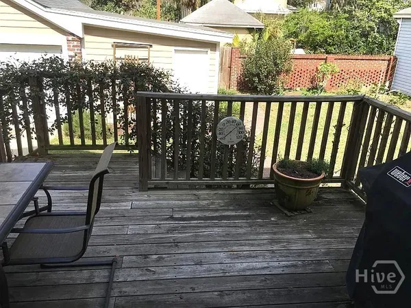 $3,800 | 18 East 45th Street, Savannah, GA 31405