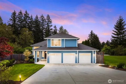 $1,499,000 | 24325 Southeast 40th Place, Sammamish, WA 98029