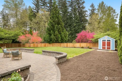 $1,499,000 | 24325 Southeast 40th Place, Sammamish, WA 98029