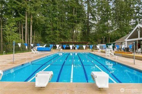 $1,499,000 | 24325 Southeast 40th Place, Sammamish, WA 98029