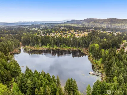 $1,499,000 | 24325 Southeast 40th Place, Sammamish, WA 98029