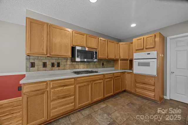 $450,000 | 449 Concord Road, Fletcher, NC 28732