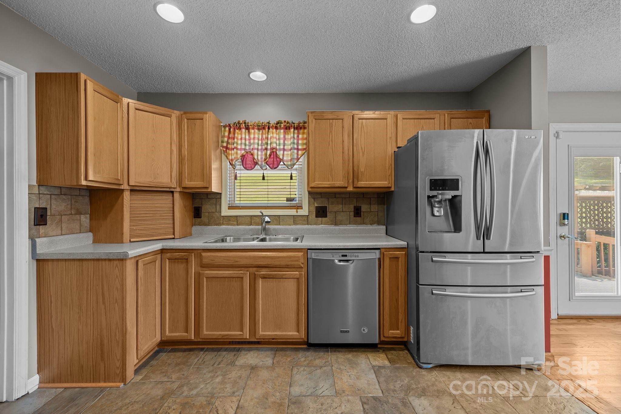 449 Concord Road Fletcher, NC 28732 - Photo 3 of 48 Gallery Image 3