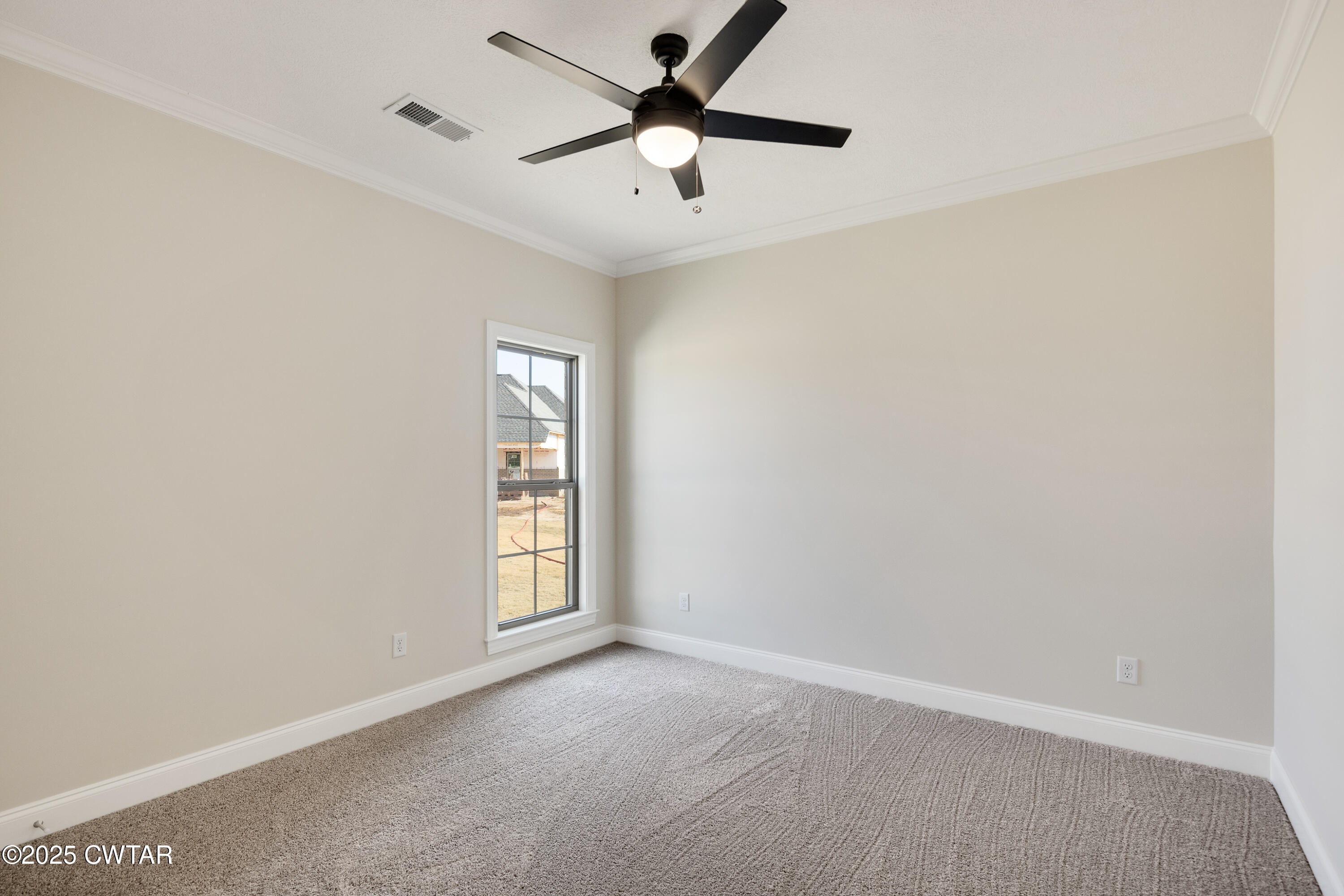 16 Enoch Cove Jackson, TN 38305 - Photo 22 of 28 a view of an empty room with a window