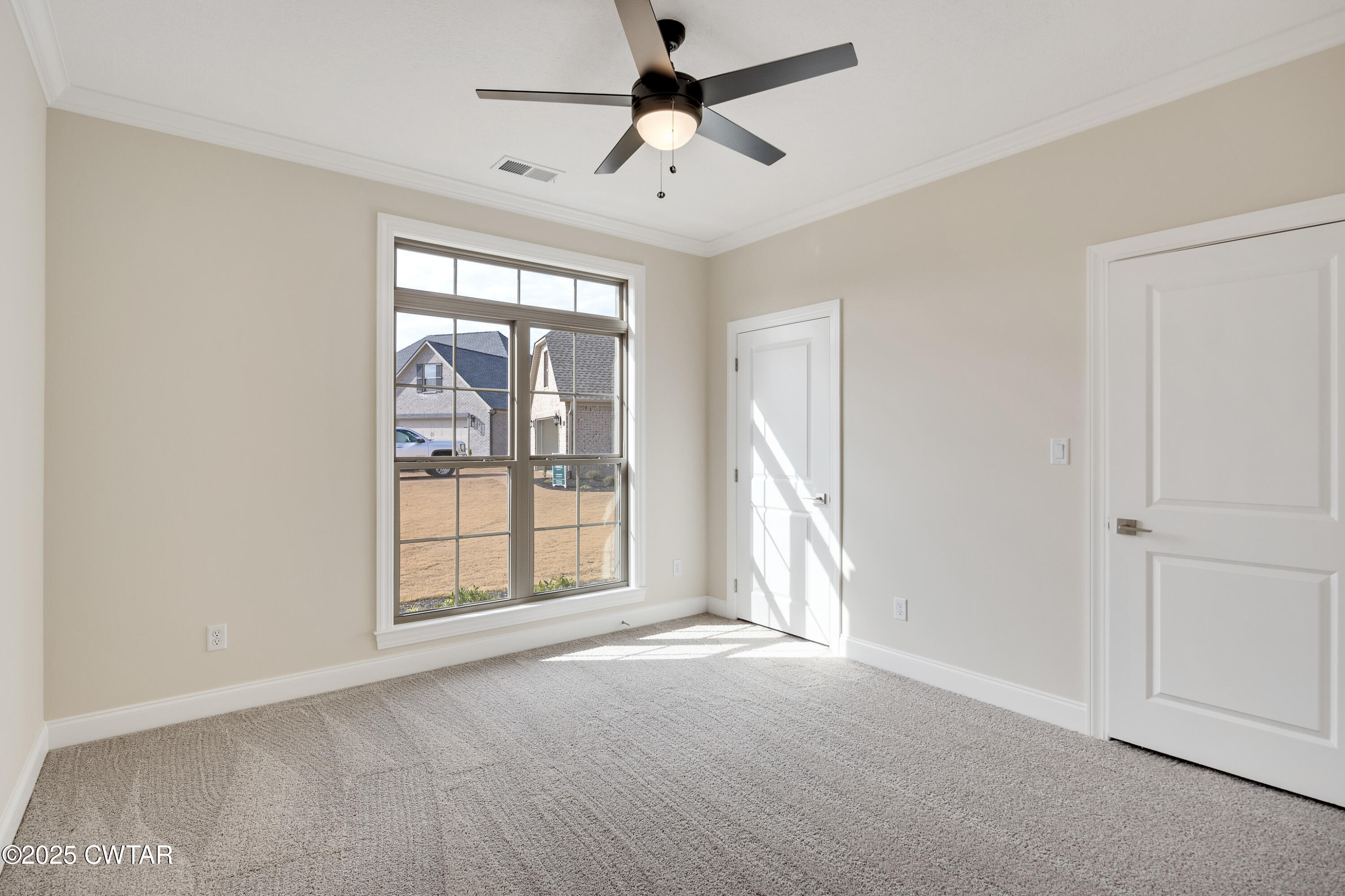 16 Enoch Cove Jackson, TN 38305 - Photo 24 of 28 a view of an empty room with a window