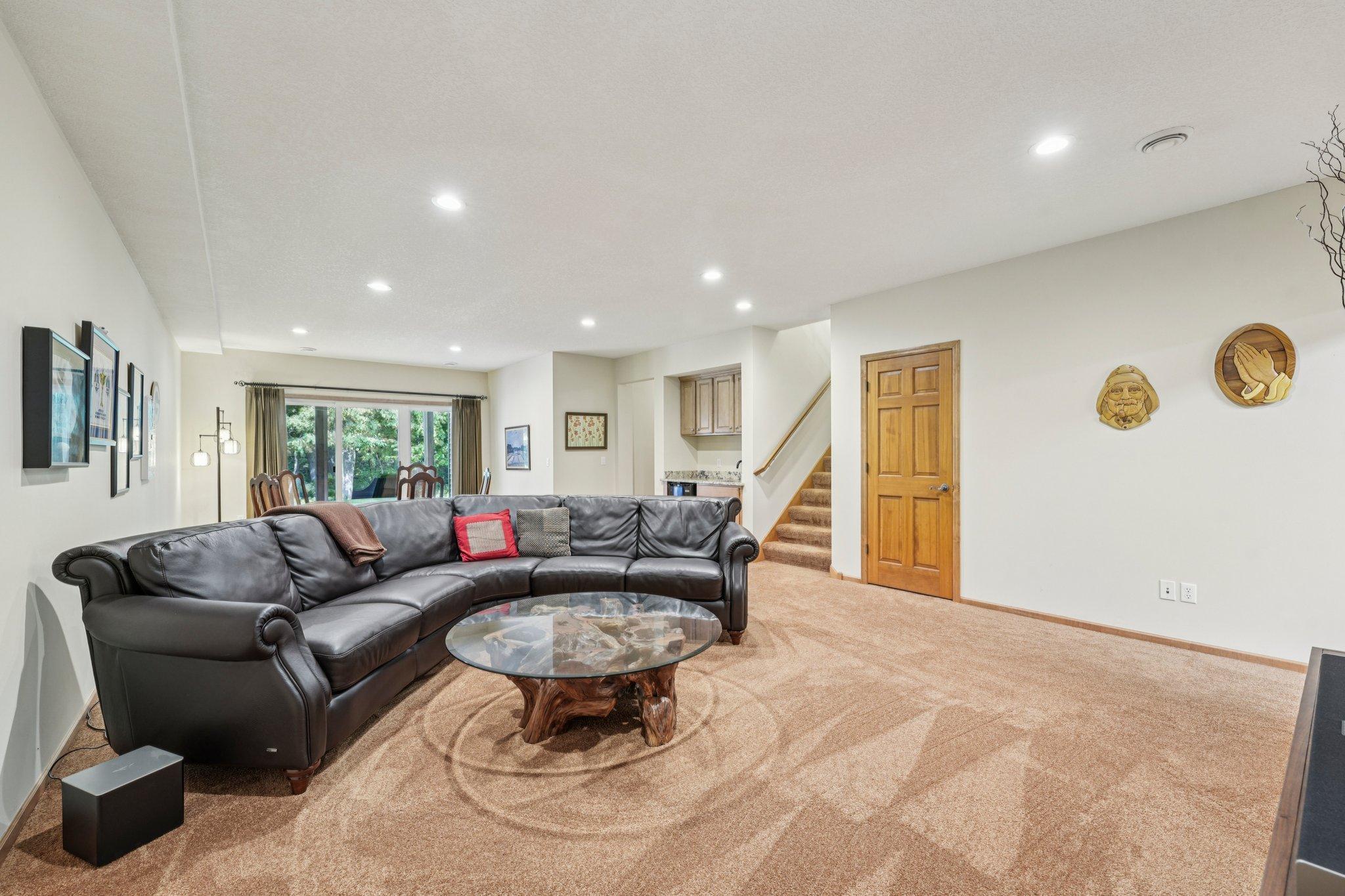 17258 Tilia Ridge Eden Prairie, MN 55347 - Photo 33 of 48 Gallery Image 33