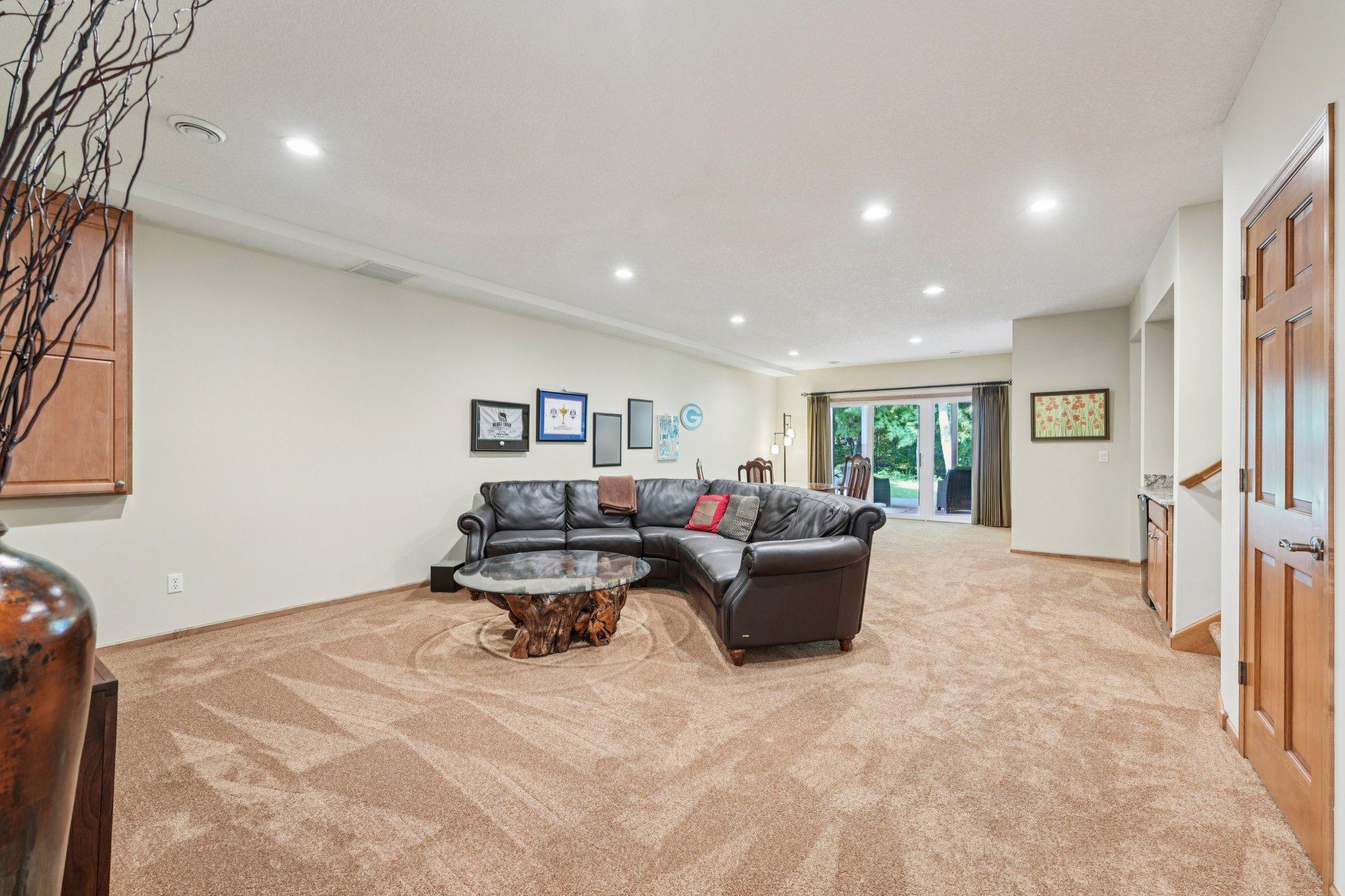 17258 Tilia Ridge Eden Prairie, MN 55347 - Photo 34 of 48 Gallery Image 34