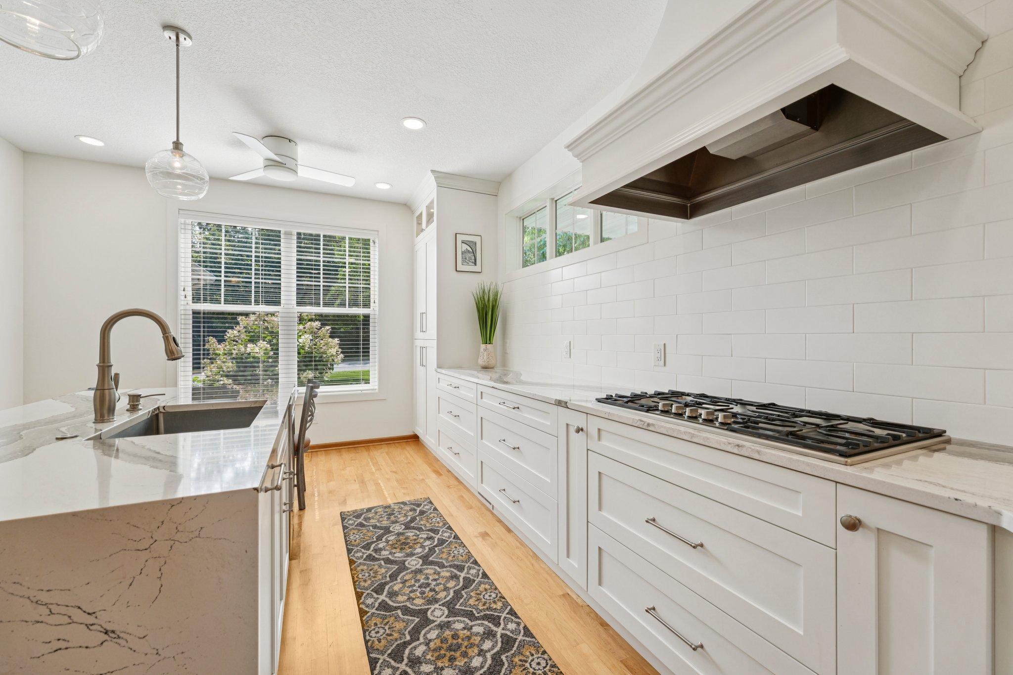 17258 Tilia Ridge Eden Prairie, MN 55347 - Photo 4 of 48 Gallery Image 4