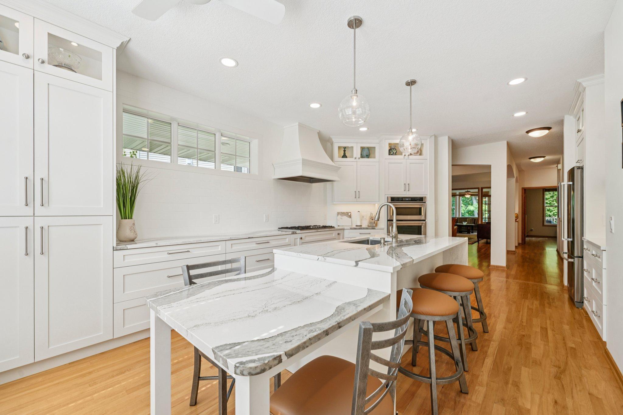 17258 Tilia Ridge Eden Prairie, MN 55347 - Photo 6 of 48 Gallery Image 6