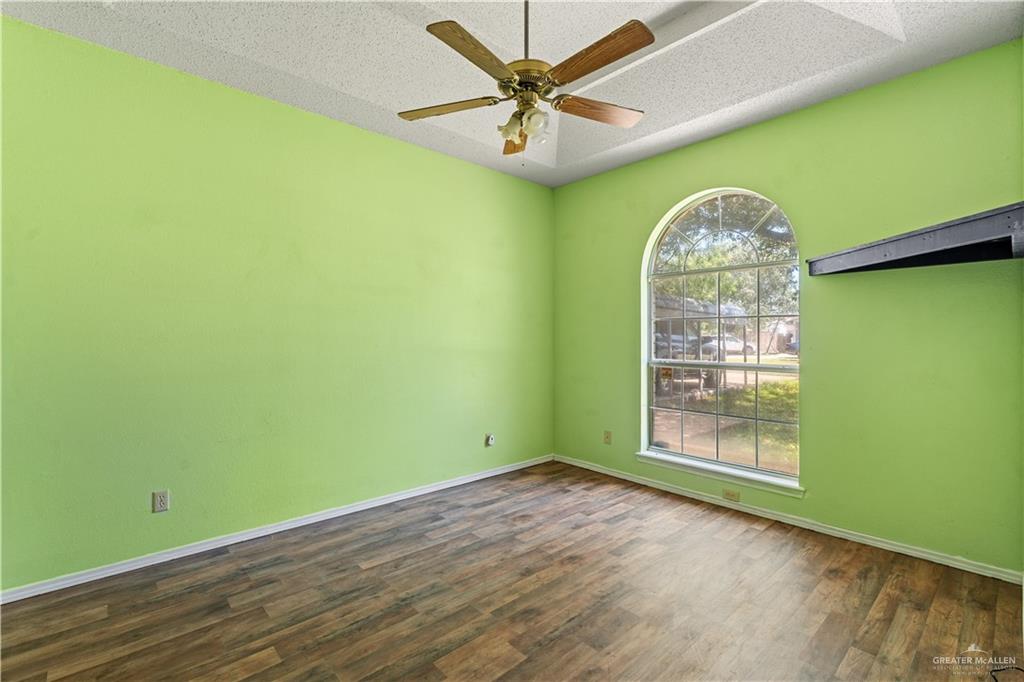 1614 Grovewood Road Mission, TX 78573 - Photo 7 of 19