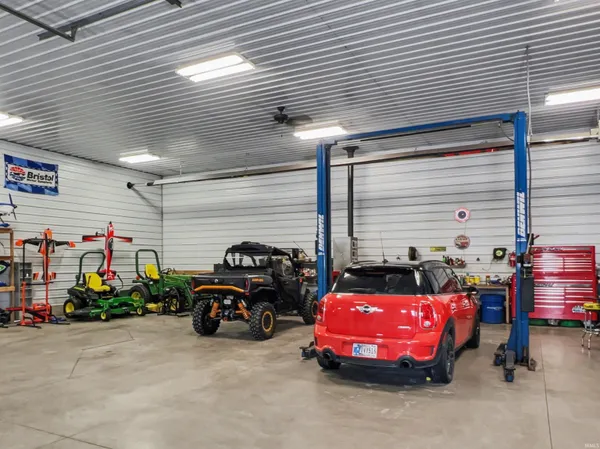 $675,000 | 5520 South Meridian Road, Pleasant Lake, IN 46779