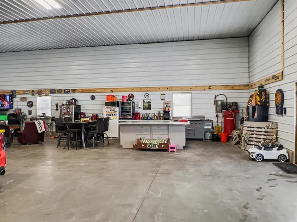 $675,000 | 5520 South Meridian Road, Pleasant Lake, IN 46779