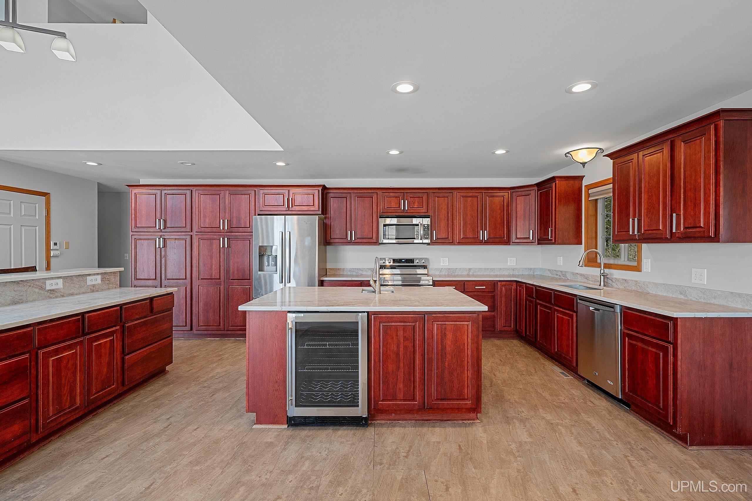 985 Van Ginkel Road Niagara, WI 54151 - Photo 9 of 26