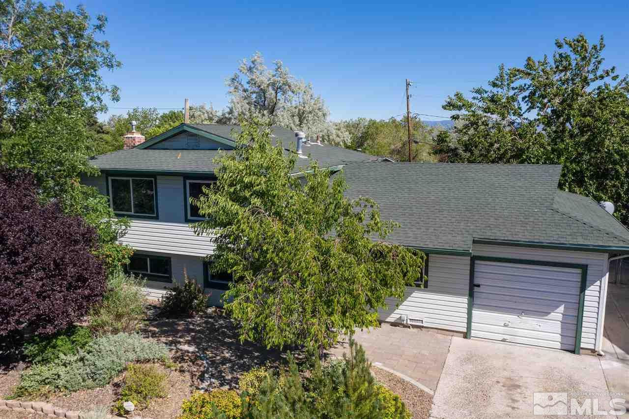 1520 Surf Way Reno, NV 89503 - Photo 3 of 32 a house view with a garden space