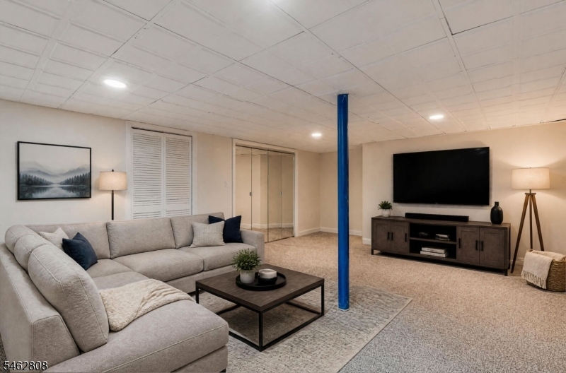 293 Greenfield Road Bridgewater, NJ 08807 - Photo 32 of 36 Gallery Image 32