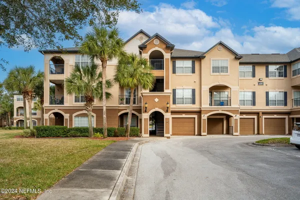 $1,595 | 10961 Burnt Mill Road, Unit 436, Jacksonville, FL 32256