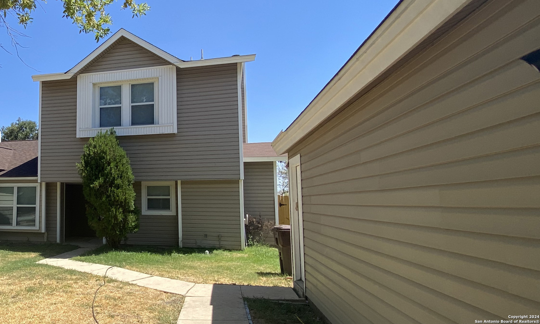 8404 Forest Ridge Drive San Antonio, TX 78239 - Photo 8 of 18