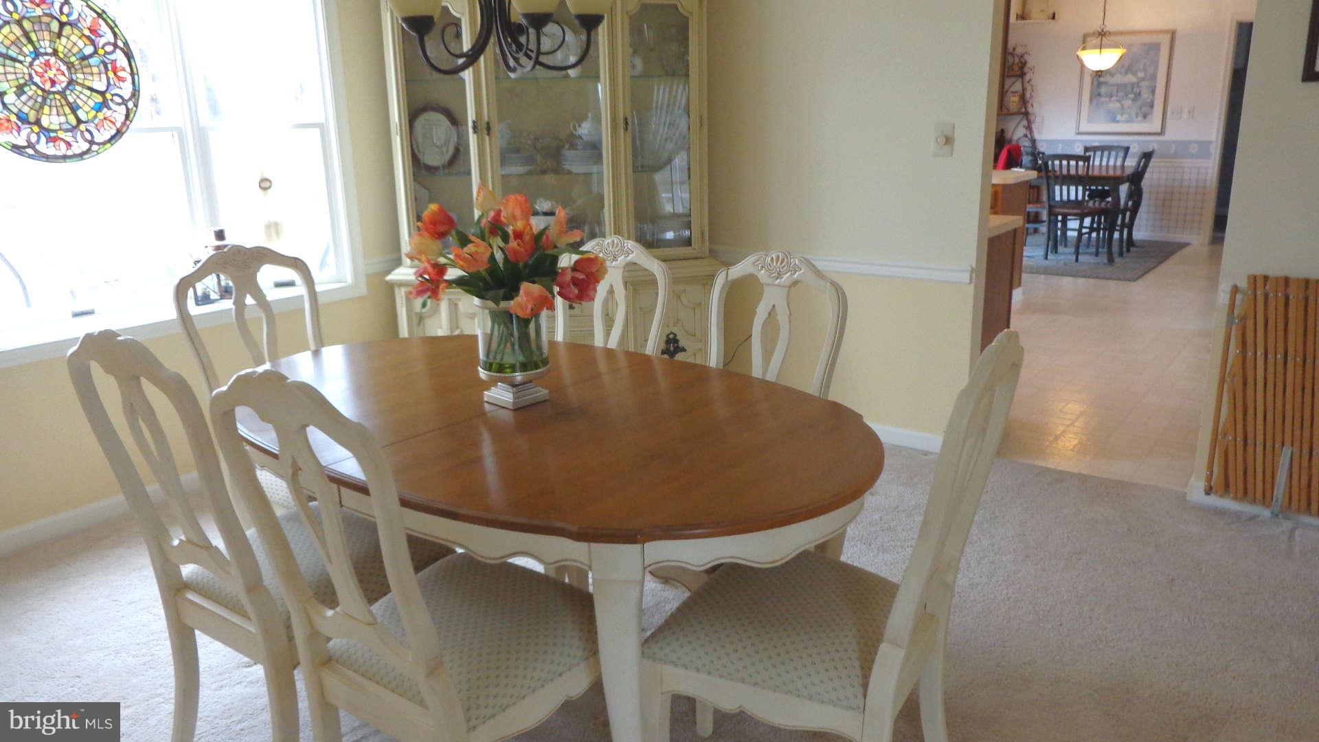 Enjoy entertaining in this dining room