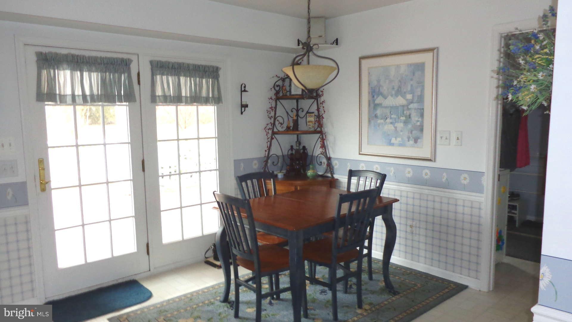 2520 Bear Run Road Taneytown, MD 21787 - Photo 8 of 28 Breakfast room has french door to deck