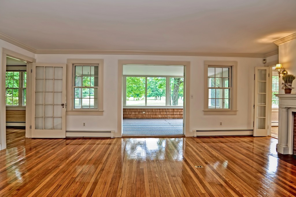 300 Meadowbrook Road Weston, MA 02493 - Photo 7 of 30