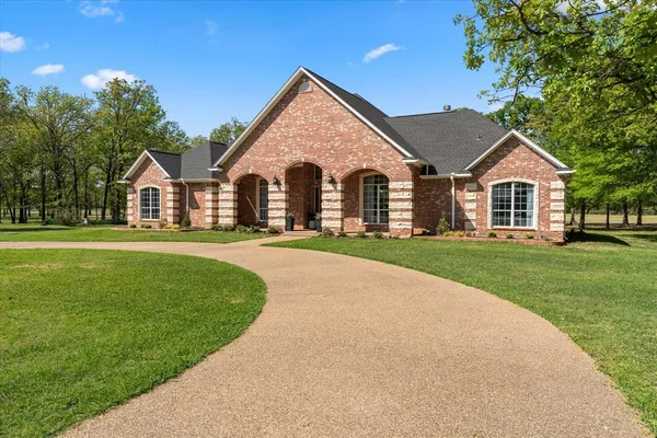 $720,000 | 254 Private Road 5987, Yantis, TX 75497