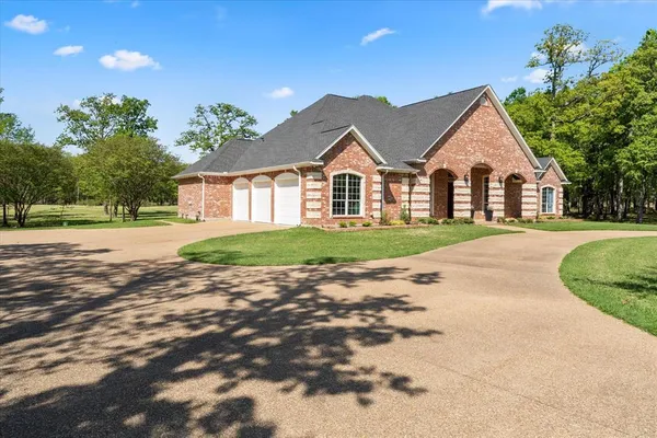 $720,000 | 254 Private Road 5987, Yantis, TX 75497