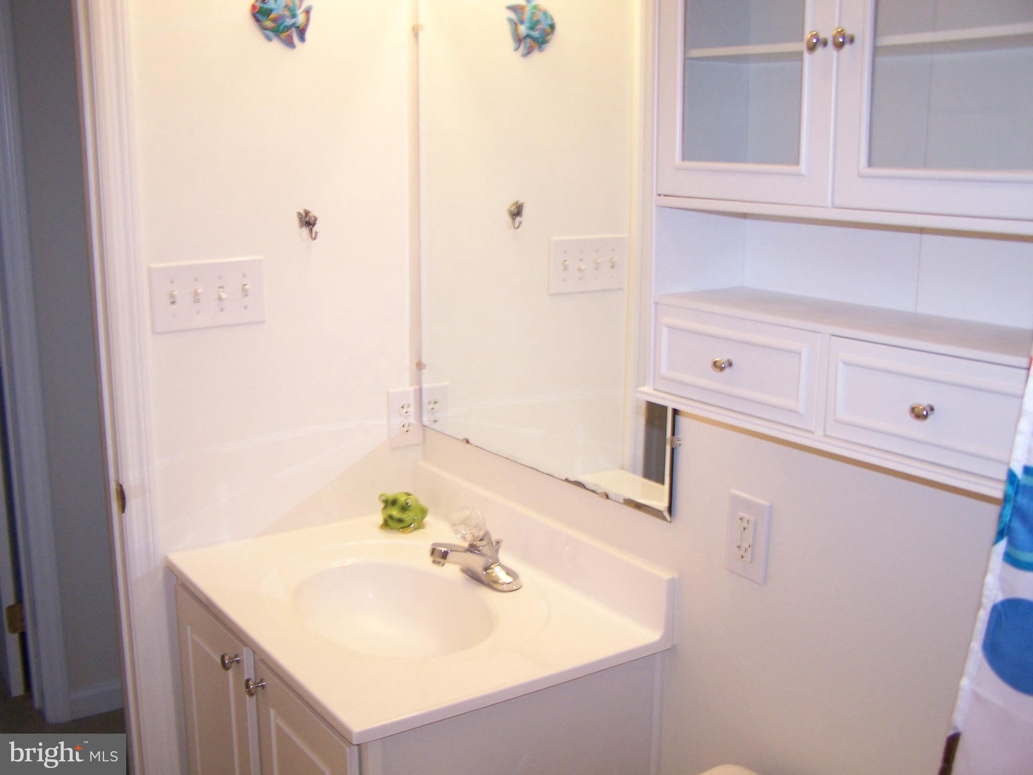 13323 Nantucket Road Ocean City, MD 21842 - Photo 39 of 59 Guest Bathroom