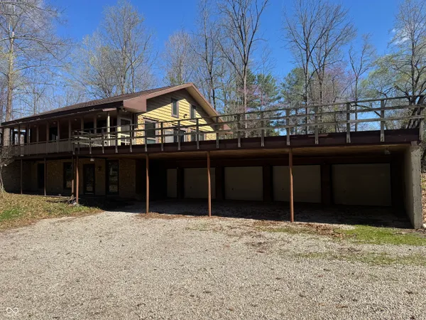 $3,900 | 1365 West Stones Crossing Road, Greenwood, IN 46143