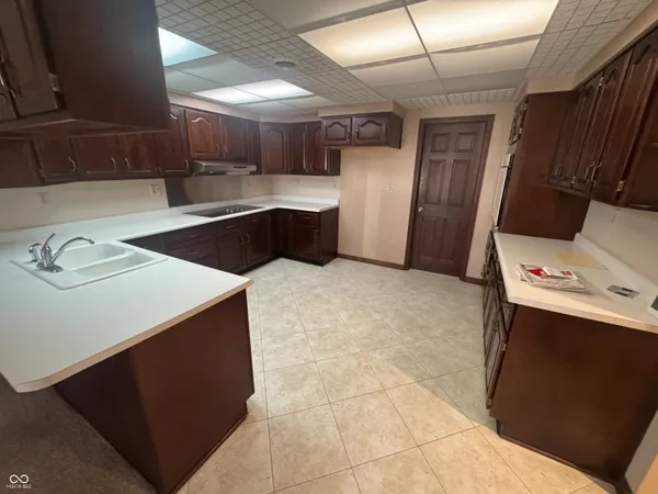 $3,900 | 1365 West Stones Crossing Road, Greenwood, IN 46143