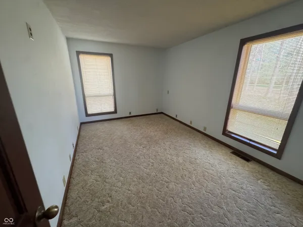 $3,900 | 1365 West Stones Crossing Road, Greenwood, IN 46143