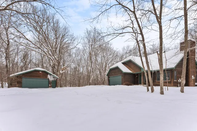 $415,000 | 1654 Holly Trail, Ogilvie, MN 56358