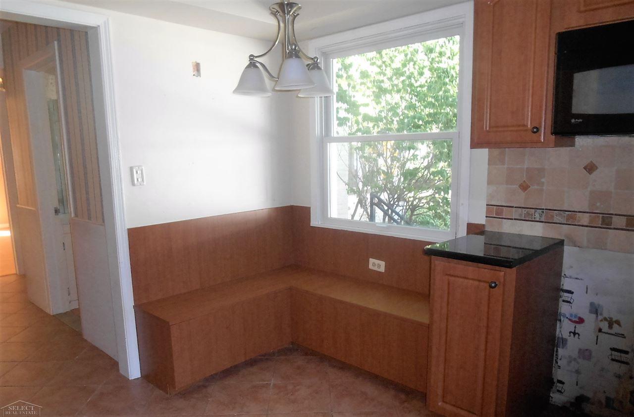 1840 Broadstone Road Grosse Pointe, MI 48236 - Photo 12 of 30 31301186-11.JPG