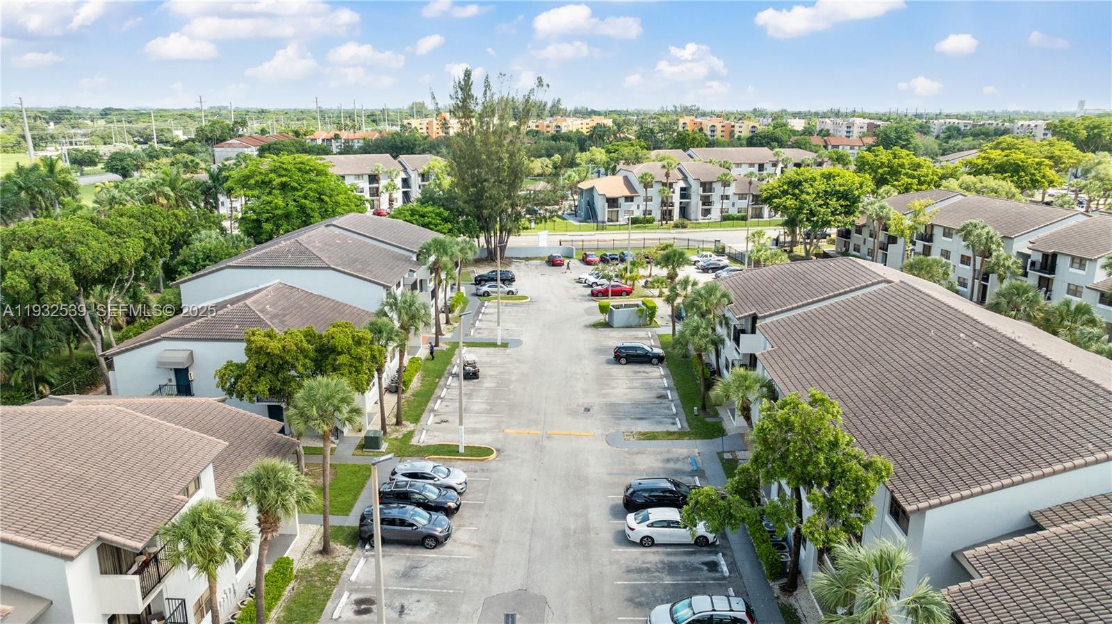 7200 Northwest 179th Street, Unit 105 Hialeah, FL 33015 - Photo 18 of 24