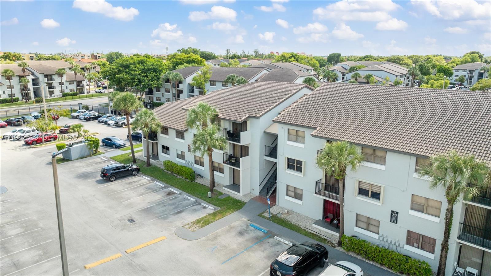 7200 Northwest 179th Street, Unit 105 Hialeah, FL 33015 - Photo 19 of 24