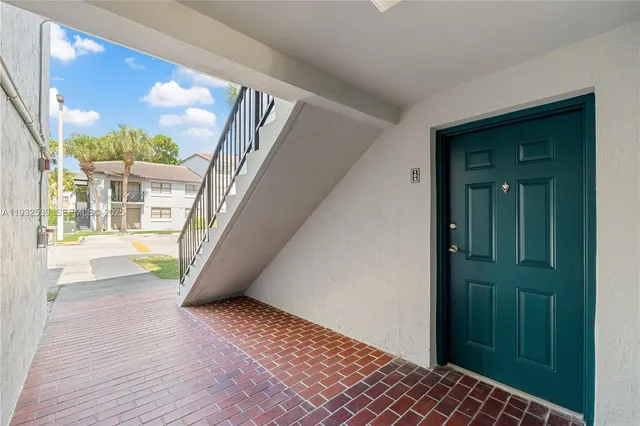 $265,000 | 7200 Northwest 179th Street, Unit 105, Hialeah, FL 33015