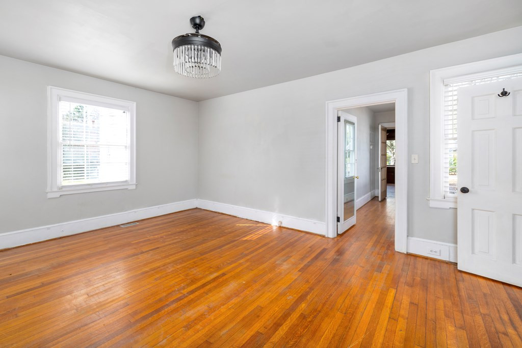 348 West Calhoun Street Sumter, SC 29150 - Photo 28 of 53